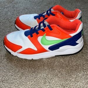 Nike Victory LD Boys shoe